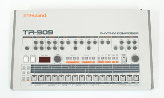 Roland TR-909