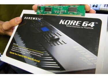 Kurzweil KORE 64