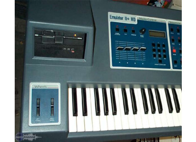 E-MU EMULATOR II+HD
