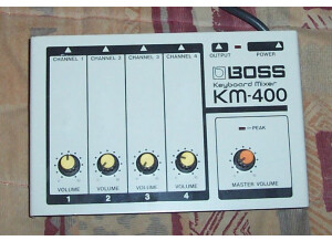 Boss KM-400 Keyboard Mixer