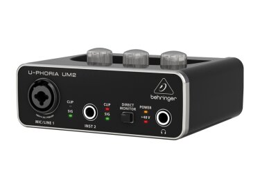 Behringer U-Phoria UM2