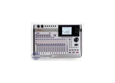 Akai Professional DPS16HD