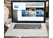 Apple MacBook Pro quad core i7