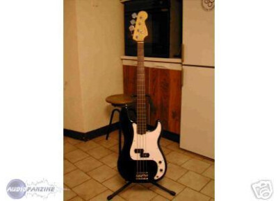 Fender American Standard Precision Bass Fretless (1997)