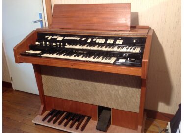 Hammond T200 Leslie