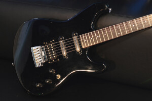 Ibanez RS240
