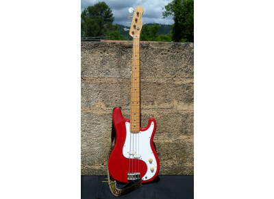 Squier Bullet Bass