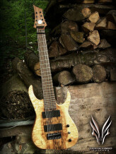 Hufschmid Guitars H8 Salvaged Old Growth Western Maple Top