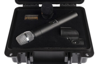 Line 6 Relay V75-SC wireless vocal microphone