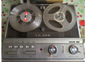 Grundig TK 220