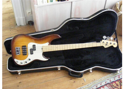 Fender American Deluxe Precision Bass Ash (2004-2006)