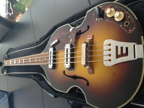 Egmond Beatles Bass 1976