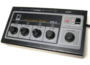 Boss KM-4 Instrument Mixer