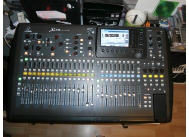 Thon FLY CASE POUR BEHRINGHER X32 COMPACT