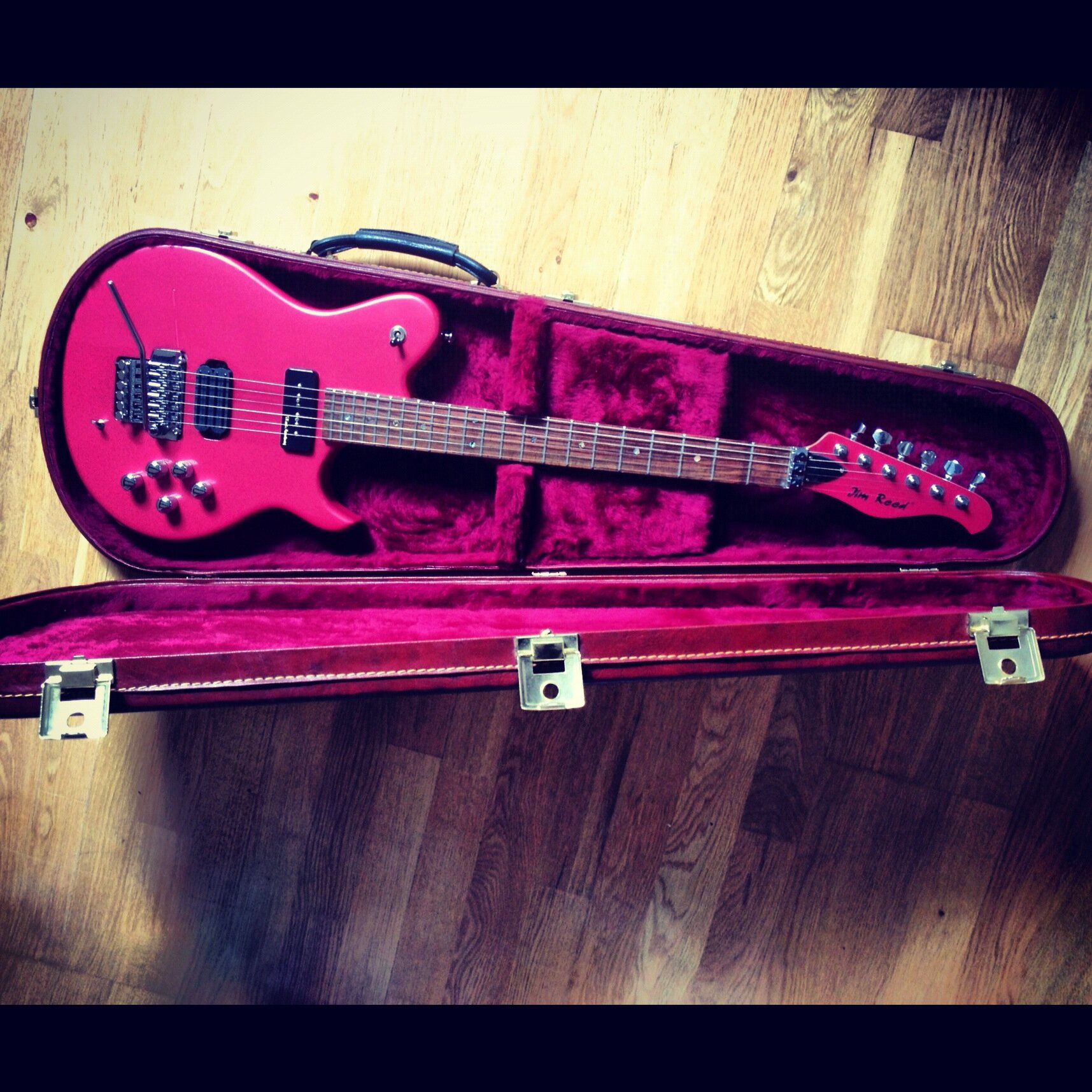Jim Reed Telecaster Fuzzycaster - Jim Reed Guitars Fuzzycaster - Audiofanzine