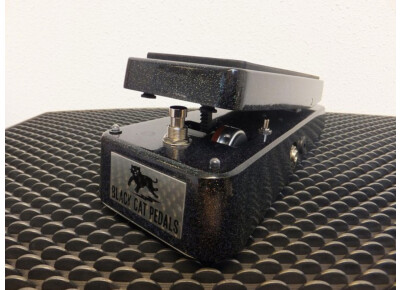 Black Cat Pedals Black Cat Mona Wah Standard Modern
