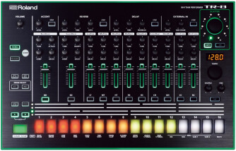 Roland TR-8