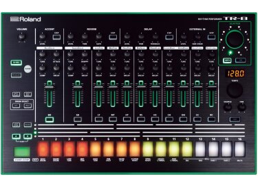 Roland TR-8