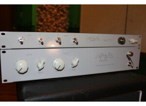 Lightning Boy Audio 1401 Stereo Microphone Amp