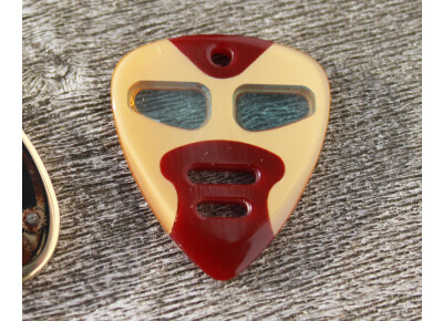 Riki le Plectrier Plectre Iron Man