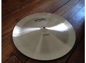 Paiste Formula 602 Modern Essentials  China 18"