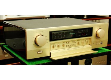 Accuphase C-2420