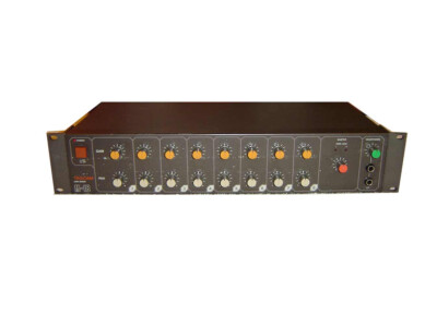 Tascam M-1B