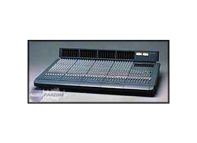 Tascam M-2600 MkII