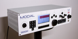 Modal Electronics 002R - 8 Voice