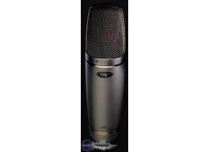 Alesis AM61