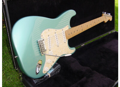 Fender Hot Rodded American Roadhouse Stratocaster