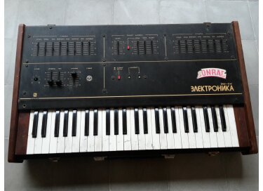 Electronica EM-04