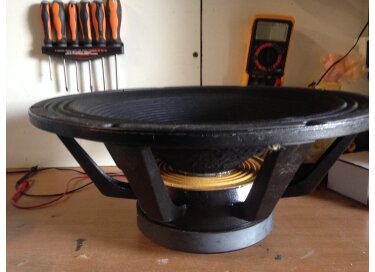 Electro-Voice Evx180b