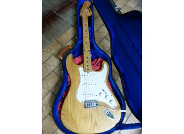 MELODY stratocaster