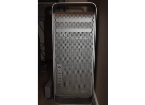 Apple MACPRO 2X2,26ghz QUAD CORE INTEL XEON