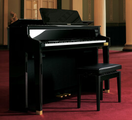 Casio et Bechstein créent un piano droit hybride