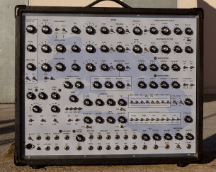 NR Synth recrée les synthés de légende mais custom