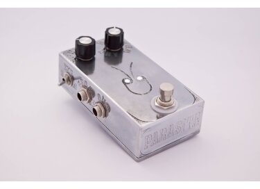 Locustom Parasite MK1