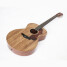 Non, cette guitare n'est pas en bois !