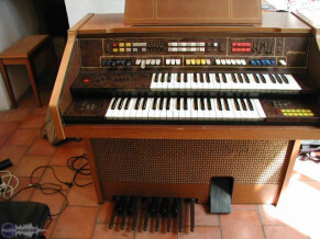 Farfisa Louvre