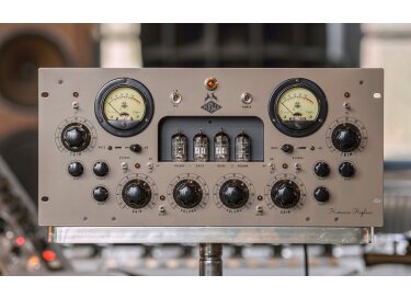 Kerwax Studio Replica