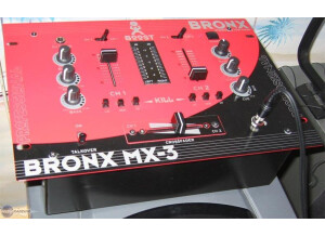 Boost MX-3 (BRONX)