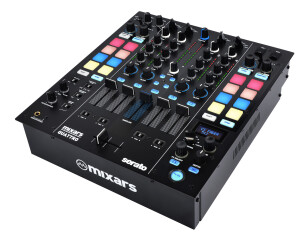 [NAMM] Mixars Quattro, console DJ pour Serato