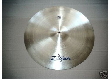 Zildjian Avedis 18 Light Ride