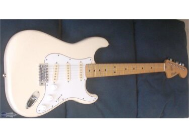 Eagle Stratocaster Replica