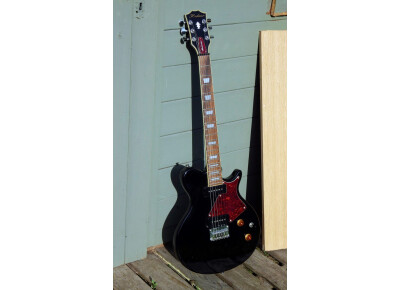 Hohner Blackwidow