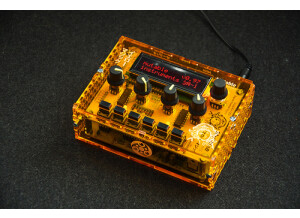 Mutable Instruments Shruthi-1 Magic Yellow