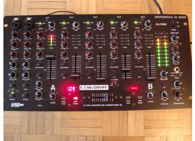 Mc Cript DJ-700 U