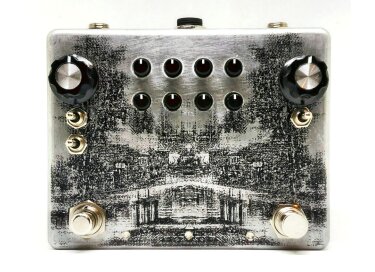 Ezhi & aka Moomindrone T