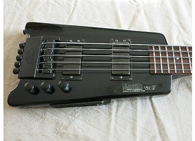 Hohner B2V